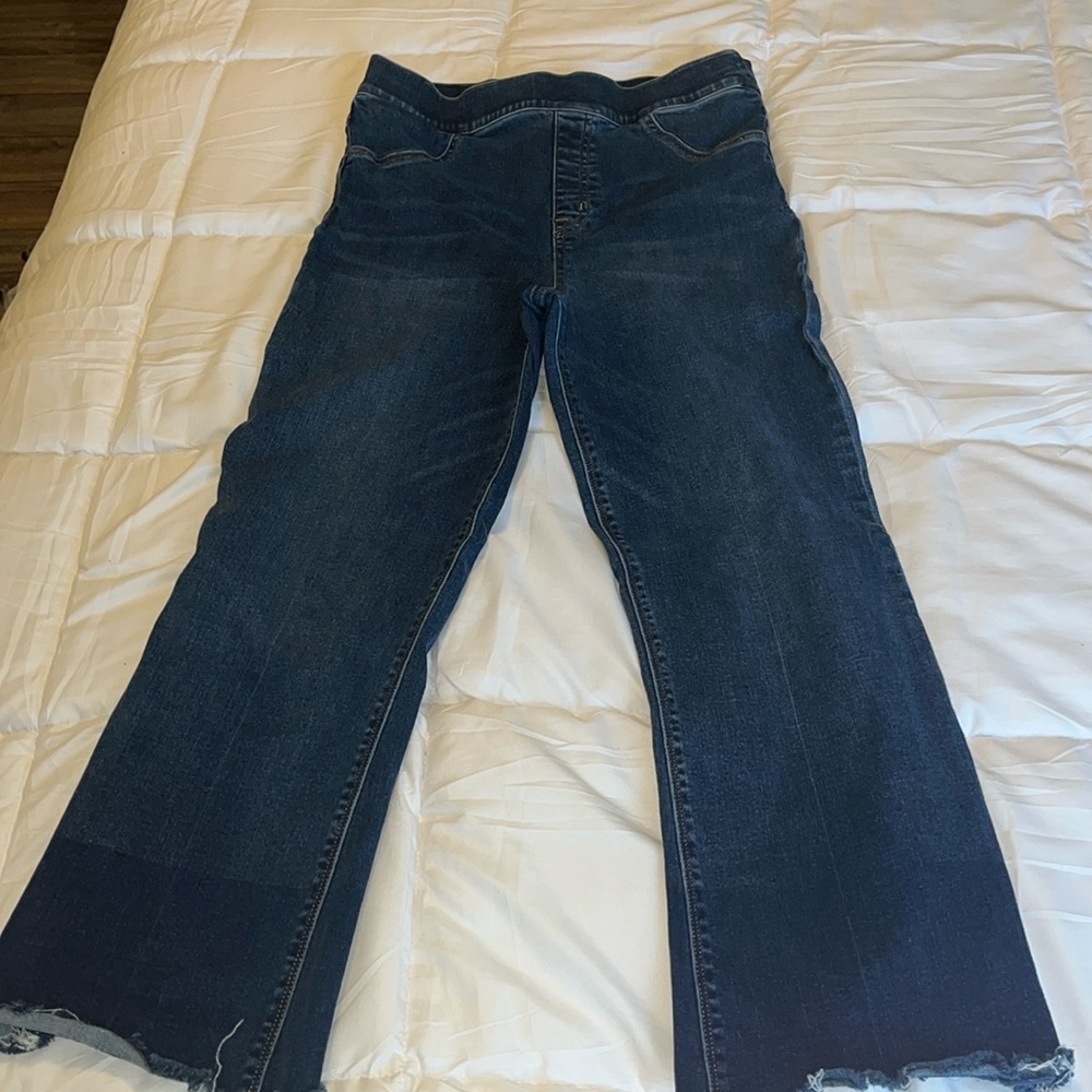 Spanx women’s cropper flare jeans Size Large - Picture 2 of 9